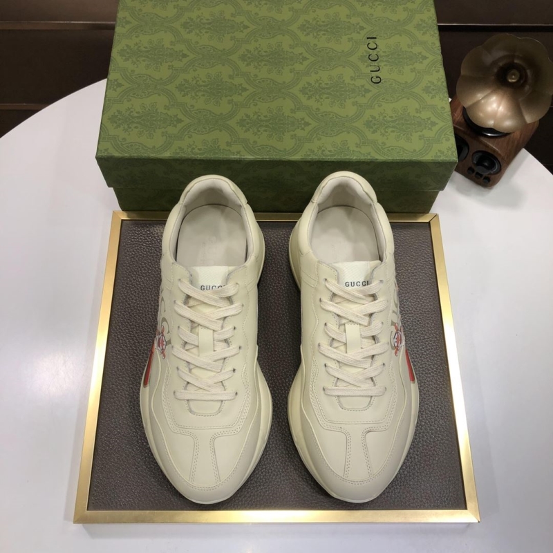 G*u*i casual shoes